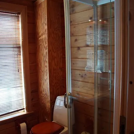 Hotel apartamentowy Johnsen *